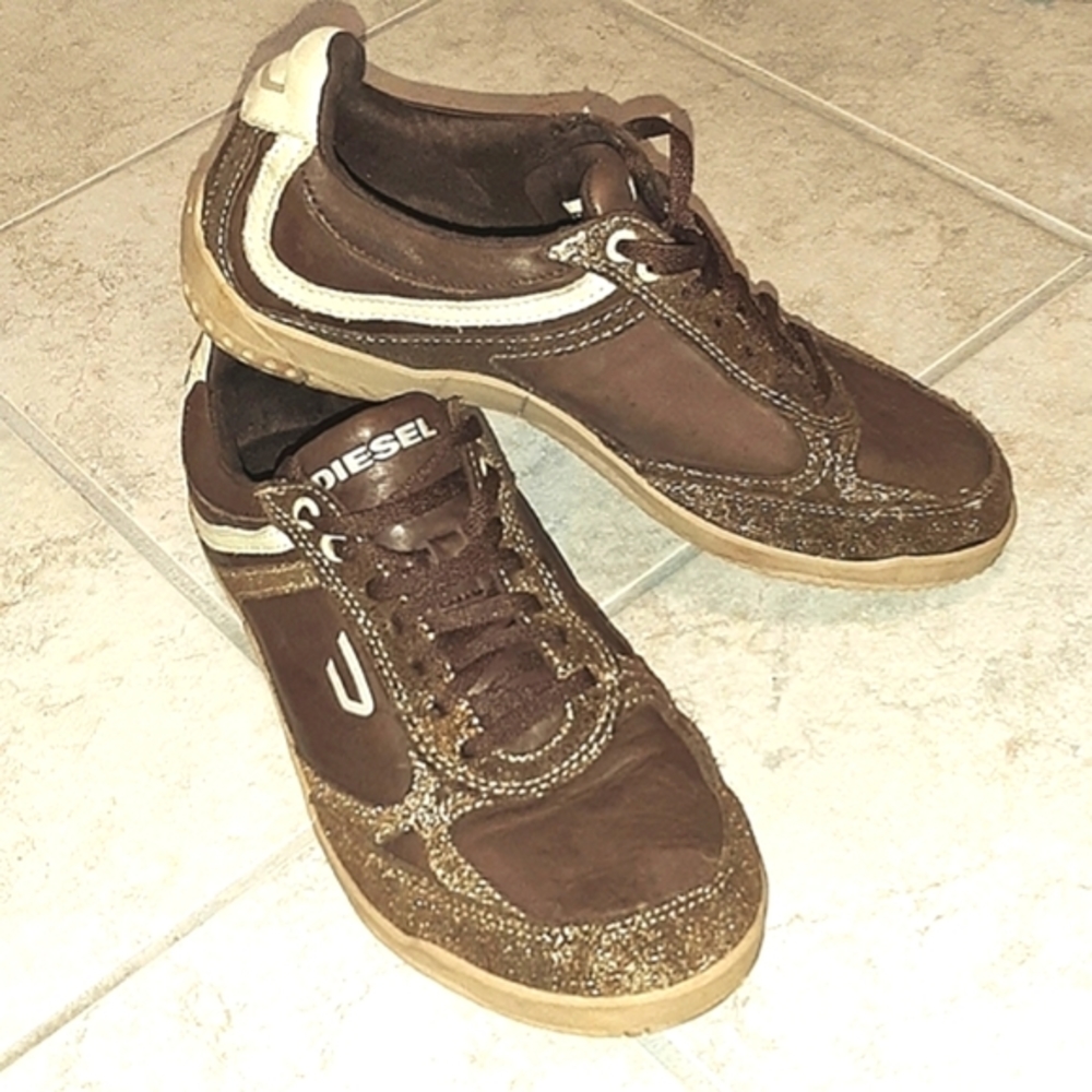 DIESEL Vintage Style Brown Leather Sneakers w Gold Trim - Women's 8-1/2